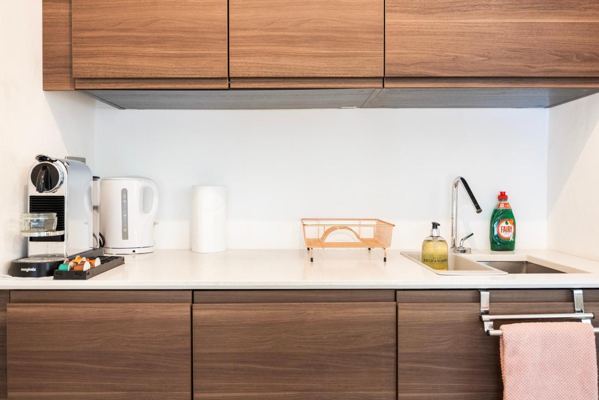 Apartamento Modern 1 Bedroom Near Kensington High Street Londres